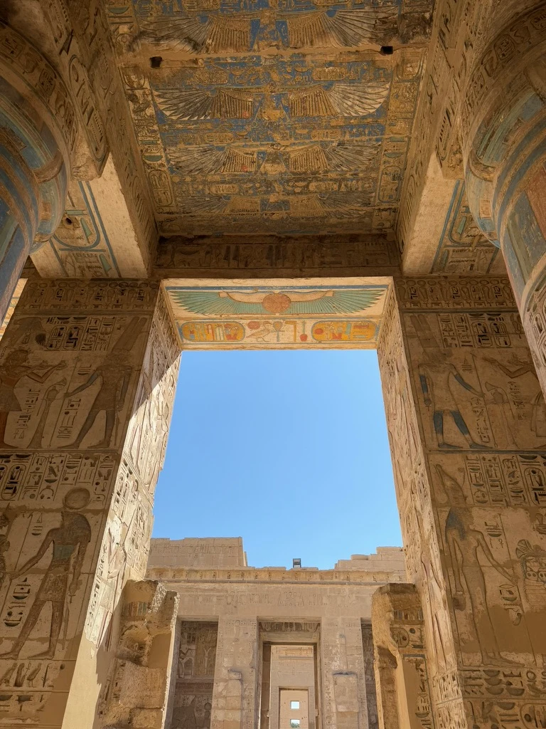 Porte du temple Medinet Habou