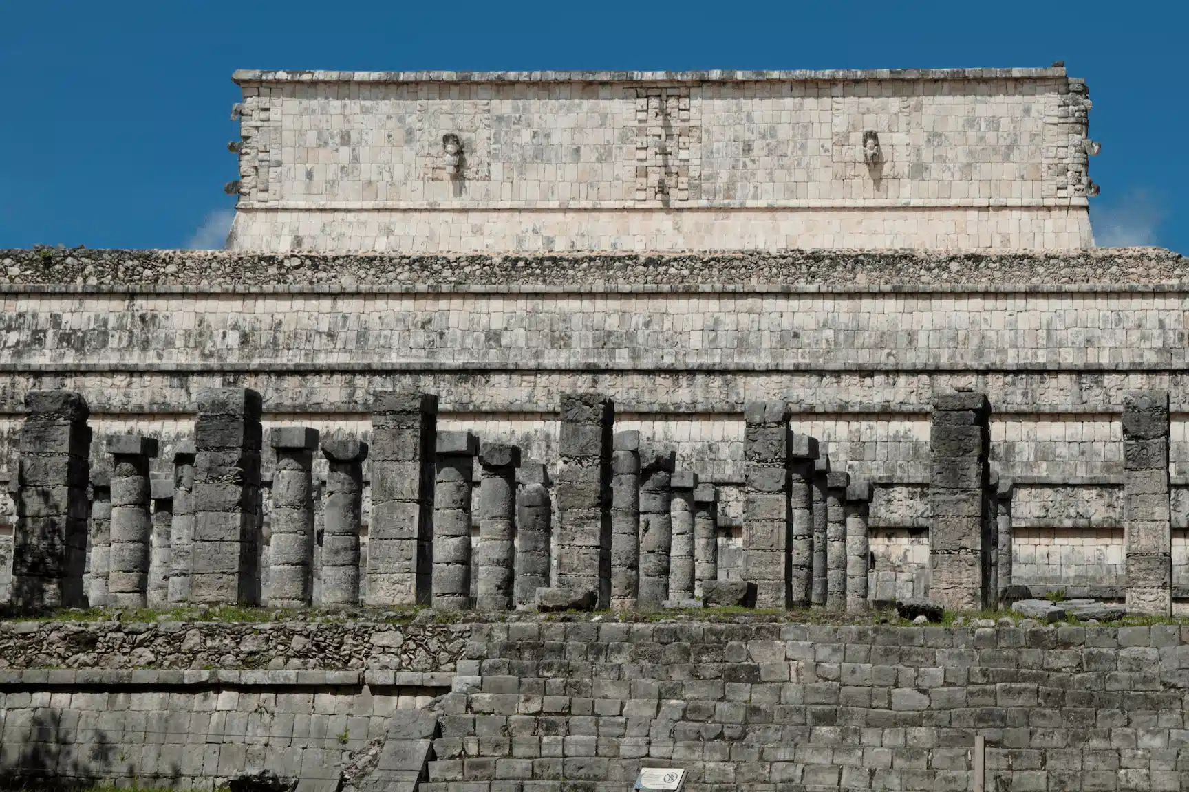 Temple des guerriers de Chichen Itza au Mexique