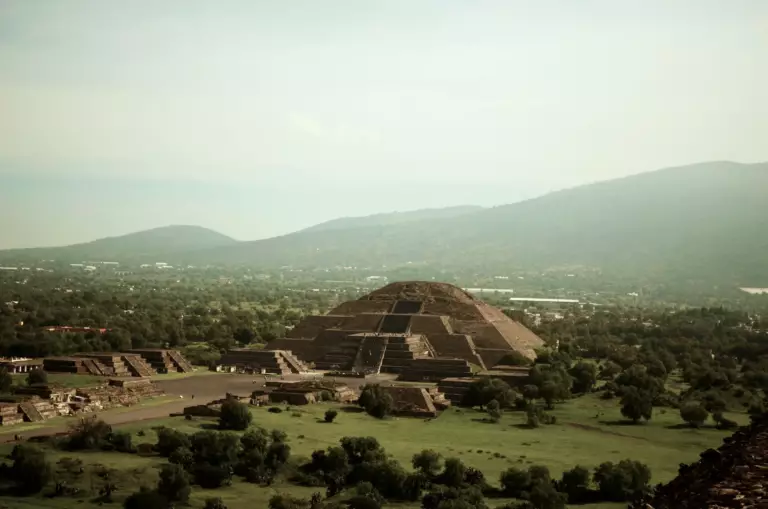 Pyramide du soleil de Teotihuacan