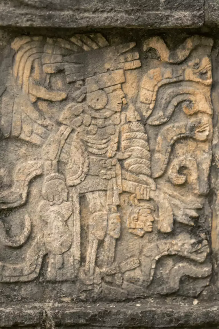 Gravures Maya au Chichen Itza