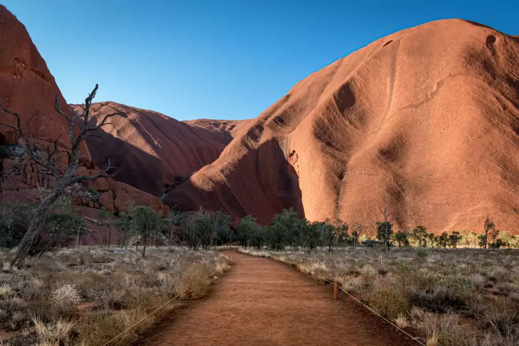 Montagnes rouges du parc Uluru