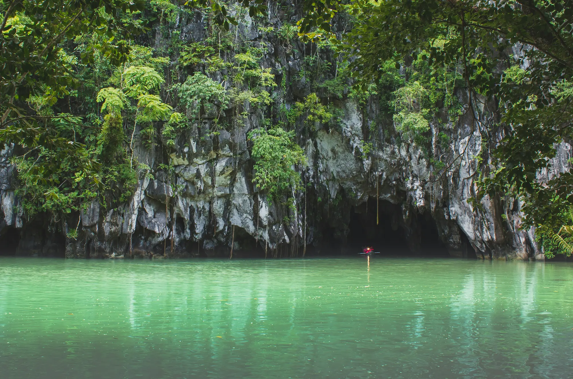 Rivière souterraine de Sabang aux Philippines