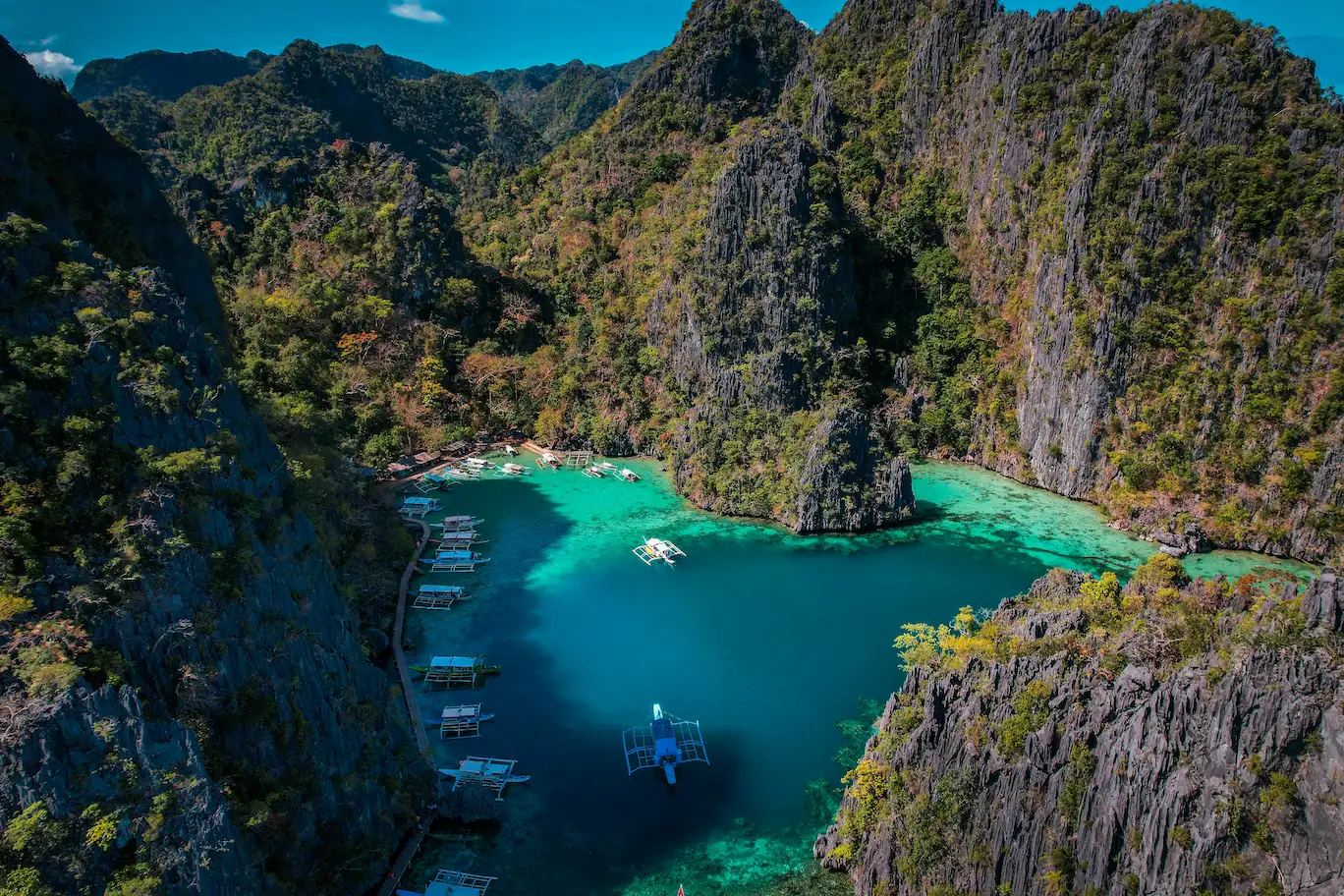 Baie de coron magnifique vue du ciel philippines