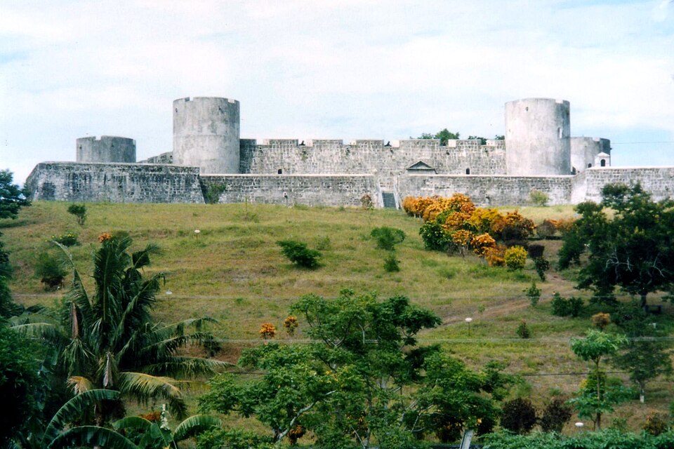 Le fort Belgica, forteresse hollandaise de 1611 à Banda Neira