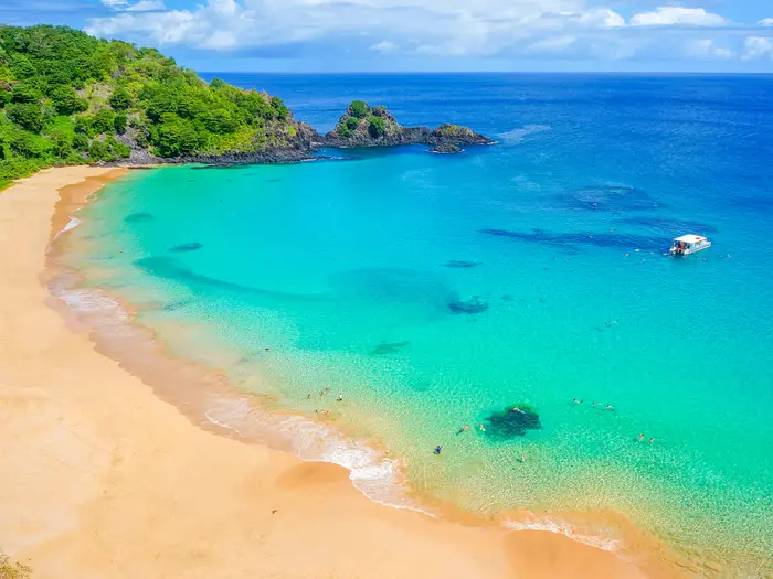 plus belle plage du brésil bai do sancho